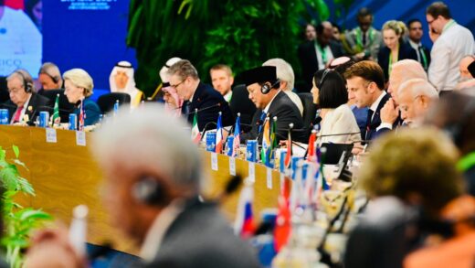 Presiden Prabowo Subianto memberikan pidato dalam sesi ketiga Konferensi Tingkat Tinggi (KTT) G20, yang mengangkat tema “Sustainable Development and Energy Transition”, di Brasil pada Selasa, 19 November 2024. (Foto: BPMI Setpres)