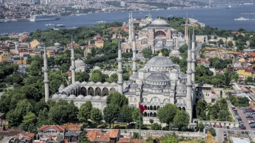 Istanbul (Britaniaca)