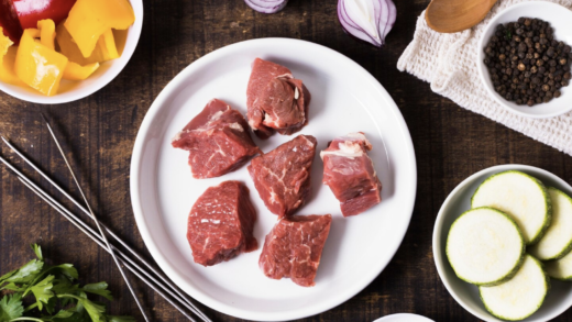 Ilustrasi Daging Merah (Freepik)