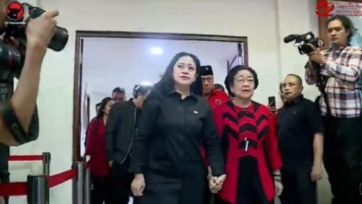 Puan Maharani dan Megawati Soekarnoputri. (Foto: Istimewa/PDIP)