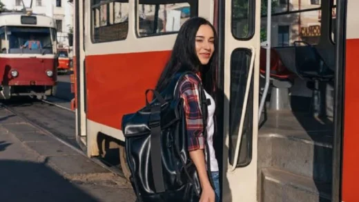 Tips untuk Mudah Beradaptasi dengan Transportasi Umum di Kota Asing