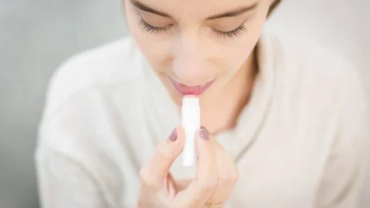 Pentingnya Lip Balm di Musim Panas untuk Kesehatan Bibir