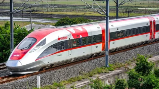 Kereta Cepat Jakarta-Bandung: Pengalaman dan Nilai Kelayakan