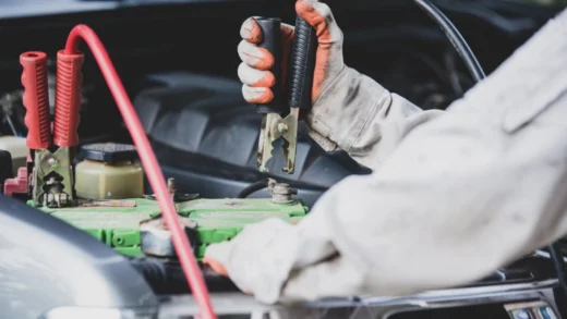 Mengatasi Masalah Aki Mobil yang Cepat Tekor