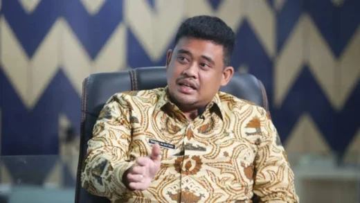 KPK Temukan Senjata dan Uang Tunai di Rumah Mantan Kadis PUPR Sumut