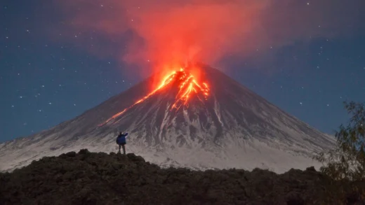 Gempa dan Letusan Gunung Berapi Krasheninnikov: Fenomena Langka di Kamchatka