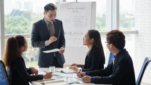Meningkatkan Keterampilan Presentasi: Tips dan Strategi Efektif