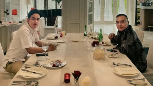 Momen Santai Gibran dan Sufmi Dasco di Meja Makan