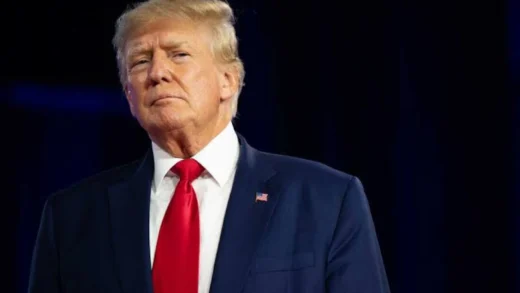 Trump Serahkan Tanggung Jawab Negosiasi Ukraina kepada Zelensky