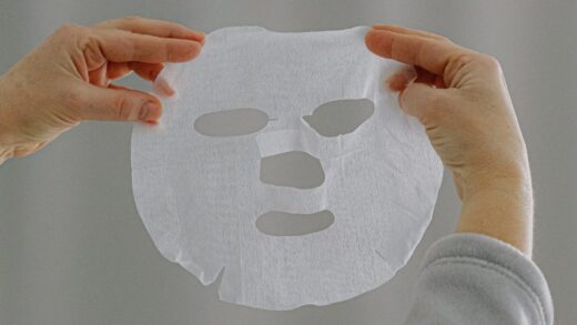 Sheet Mask: Aman atau Berbahaya Jika Digunakan Setiap Hari?