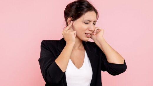 Tinnitus: Memahami Penyebab dan Pentingnya Konsultasi Medis