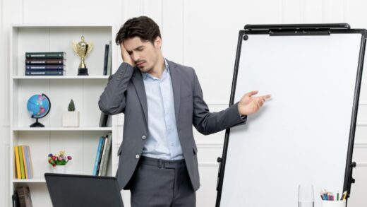 Mengatasi Kecemasan Saat Presentasi: Tips dan Trik Efektif