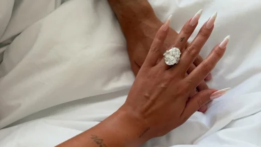 Cristiano Ronaldo Berikan Cincin Tunangan Sebesar Rp 81 Miliar pada Georgina Rodriguez